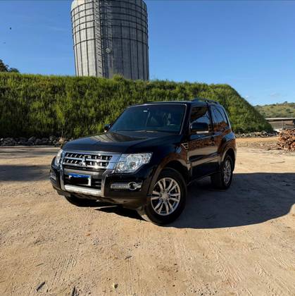 MITSUBISHI PAJERO FULL 3.8 HPE 4X4 V6 24V GASOLINA 2P AUTOMÁTICO MITSUBISHI PAJERO FULL 3.8 HPE 4X4 V6 24V GASOLINA 2P AUTOMÁTICO